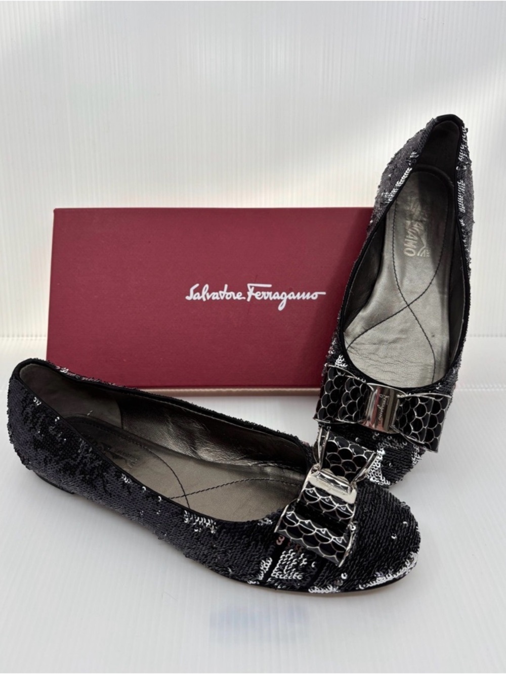 Salvatore Ferragamo Black Sequin Varina Bow Ballet Flats size 9 w